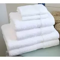 Махровые халаты и полотенца